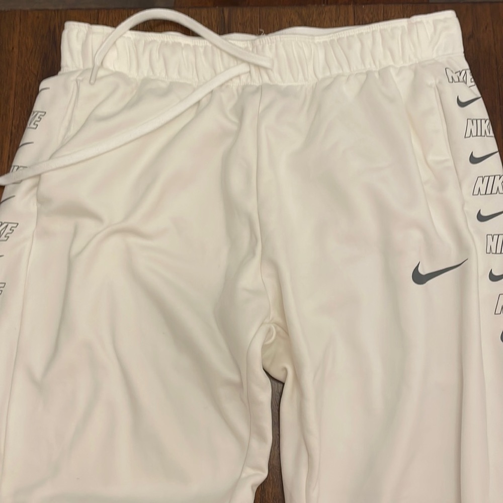 Nike joggers
